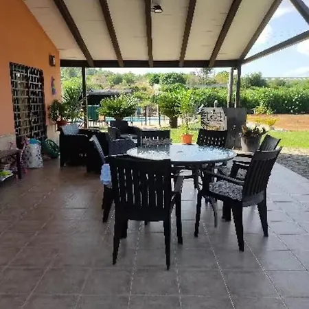 House With Large Garden And Pool * Chella